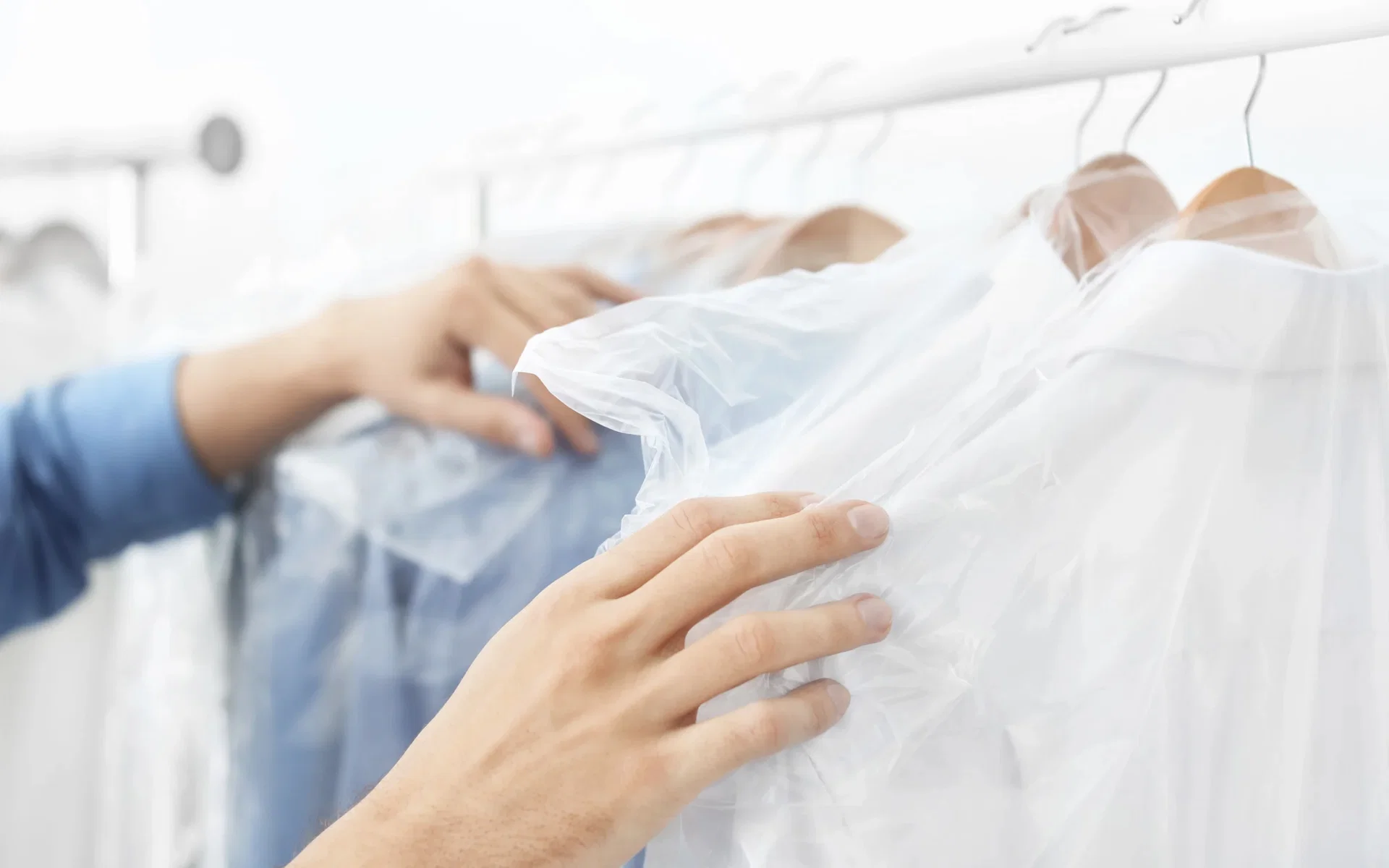 Dry Cleaner