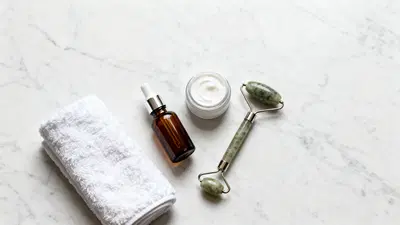 Influencer Owned E commerce Brand with Dropship Model