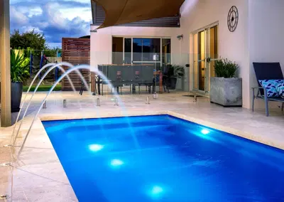 Premier Coastal Fiberglass Pool Installer with Unique Designs