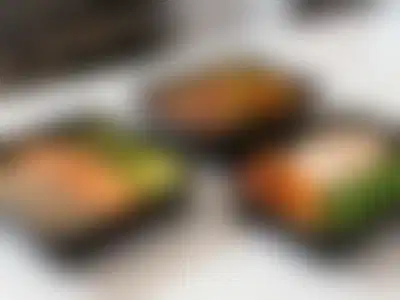 Premier Meal Delivery Service with Recurring Revenue
