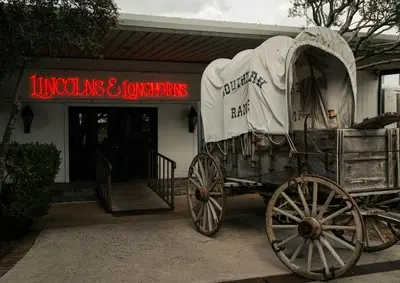 Historic Northern Arizona Restaurant with National Park Proximity