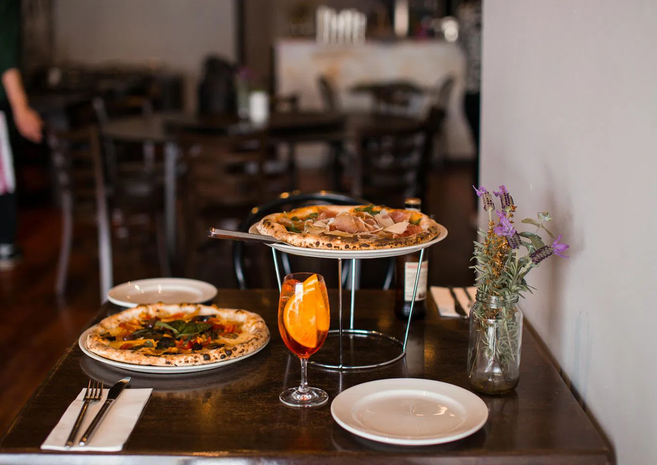 Established Casual Dining Franchise with Strong Brand Recognition