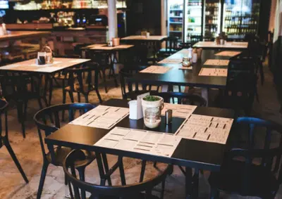 Turnkey Restaurant Bar with Entertainment Liquor License