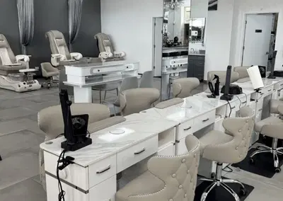 Luxury Beauty Lounge with In House Alcohol Bar