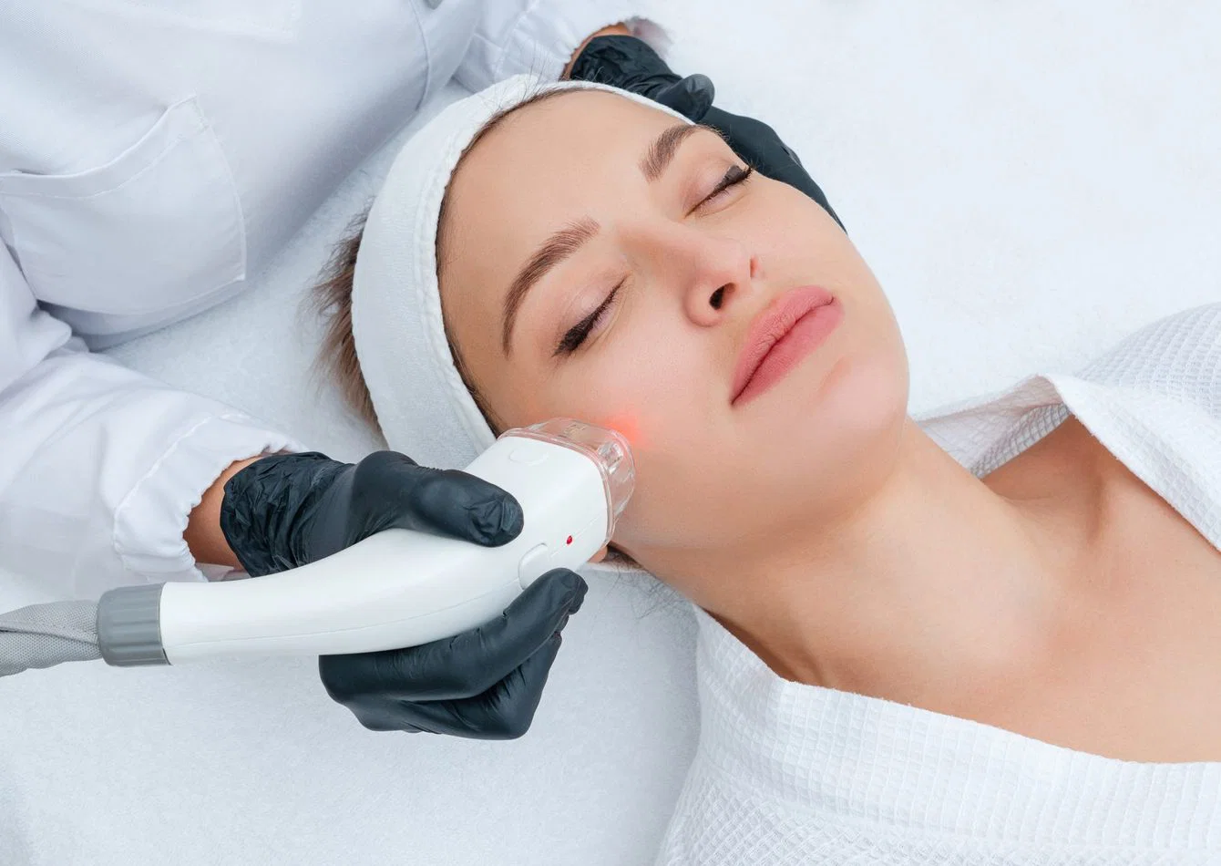 Established Clinical Laser Skin Rejuvenation Center with Loyal Client Base