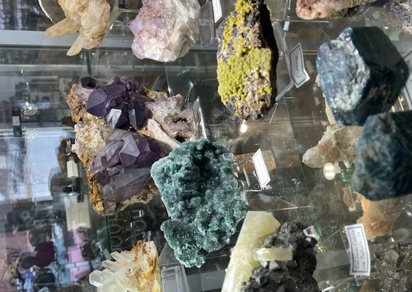 Niche Rock and Crystal Boutique with Turnkey Operations