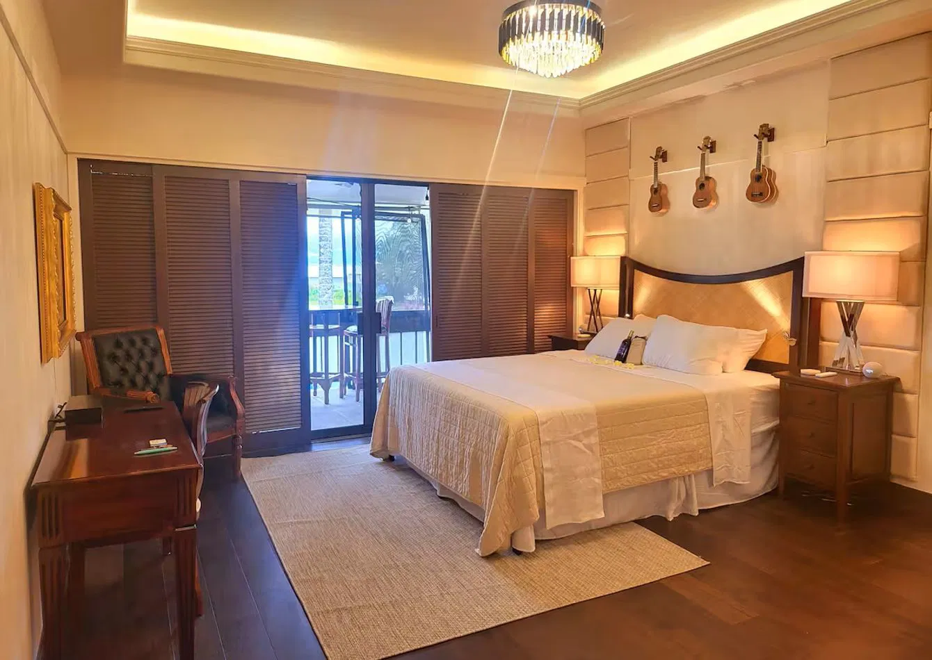 Turnkey Vacation Rental with Legal Short Term Zoning