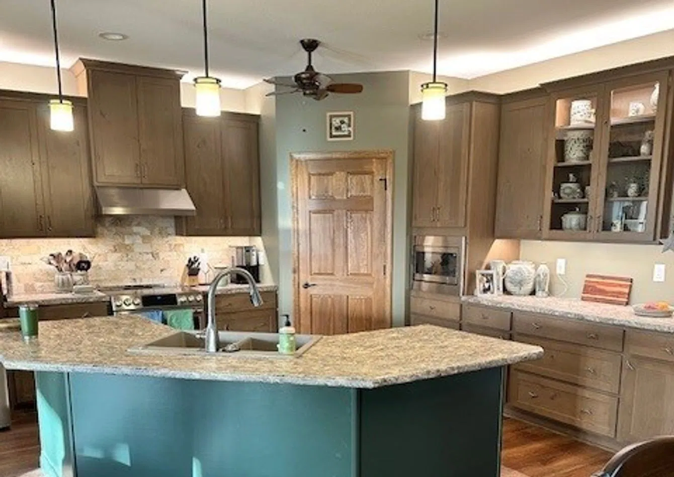 Established Countertop Fabricator with Loyal B2B Clientele