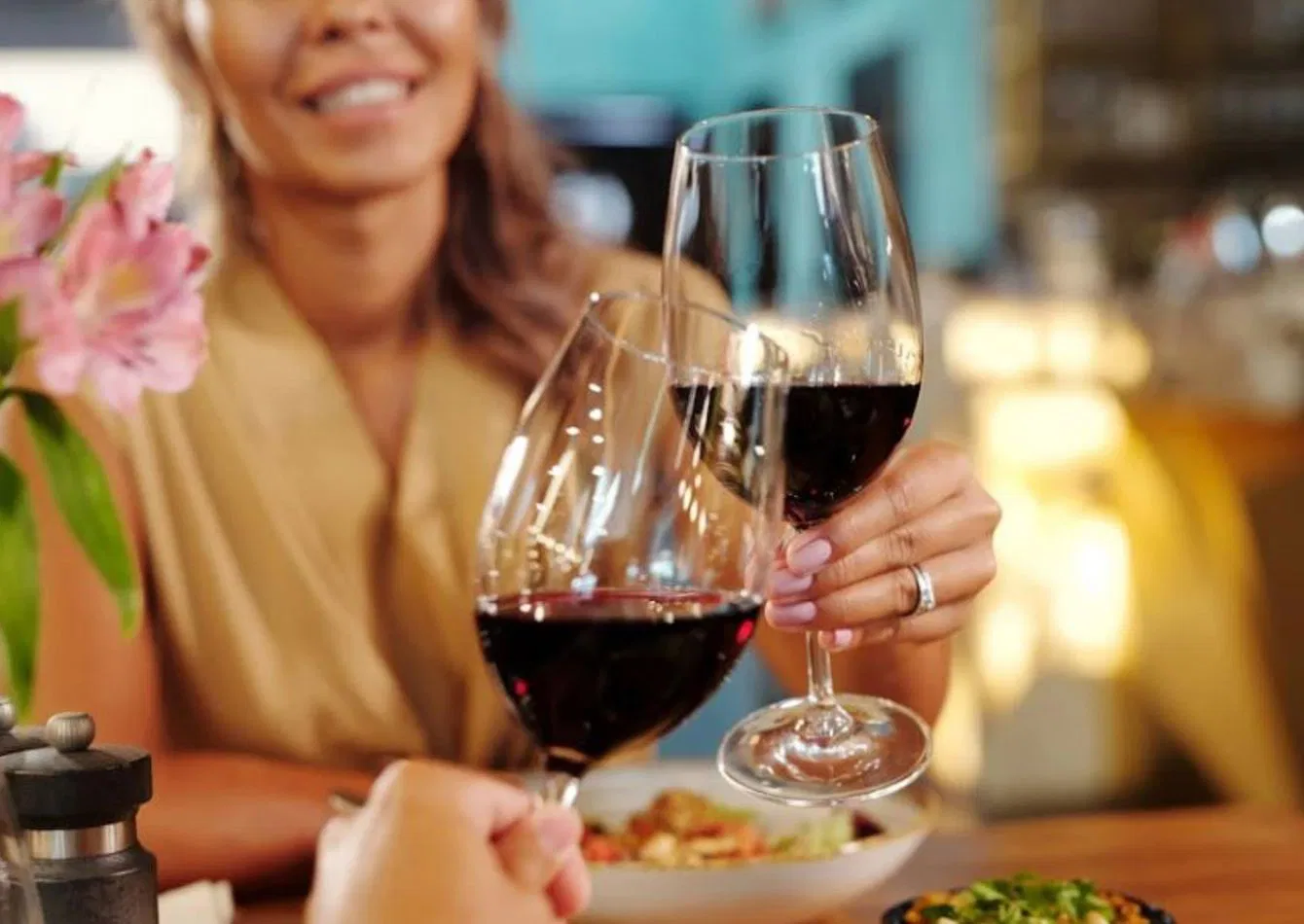 Thriving Full Service Restaurant with Prime Location