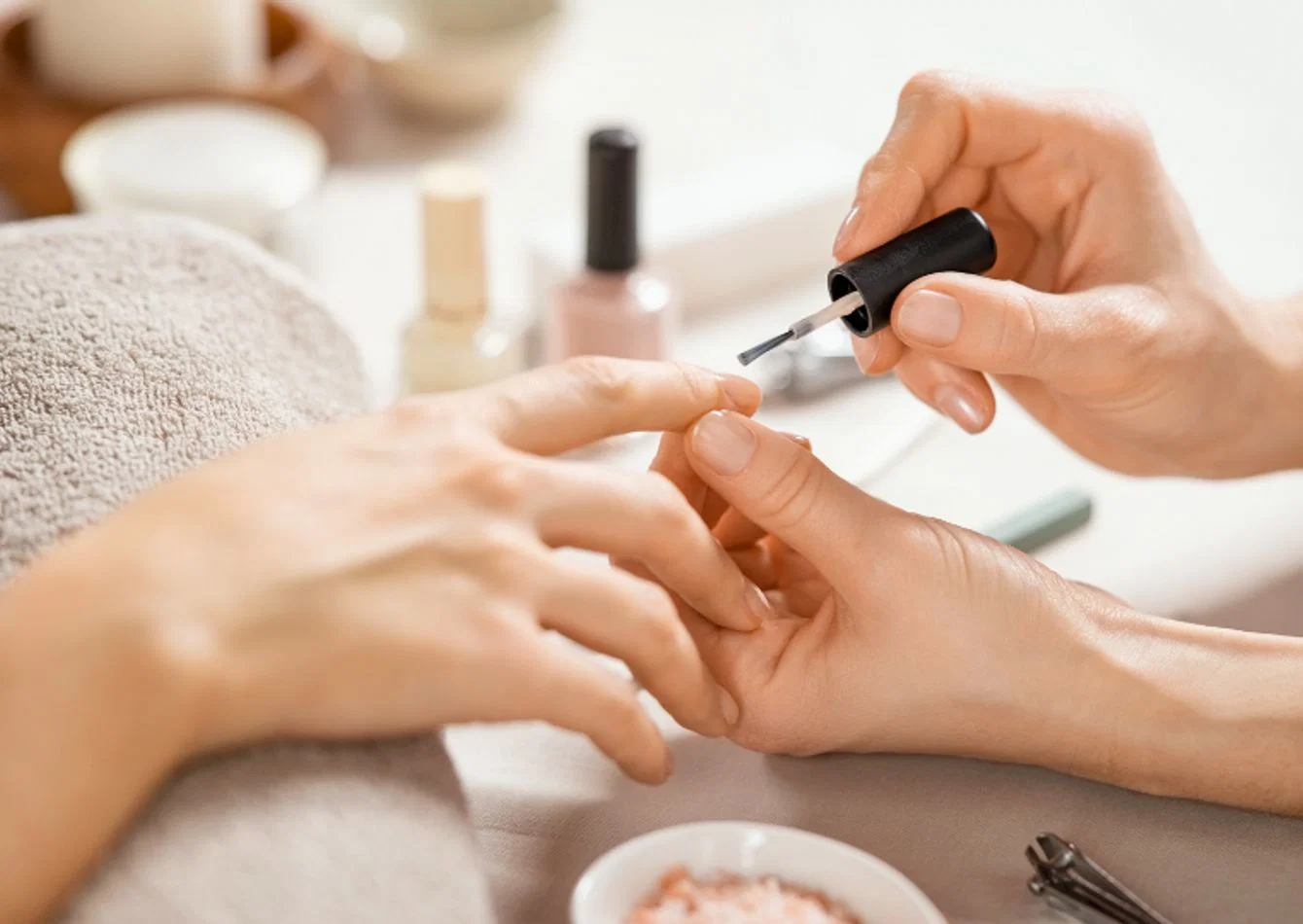 Established Nail Salon with Affluent Clientele
