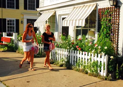 Established Retail Shops with Prime Real Estate