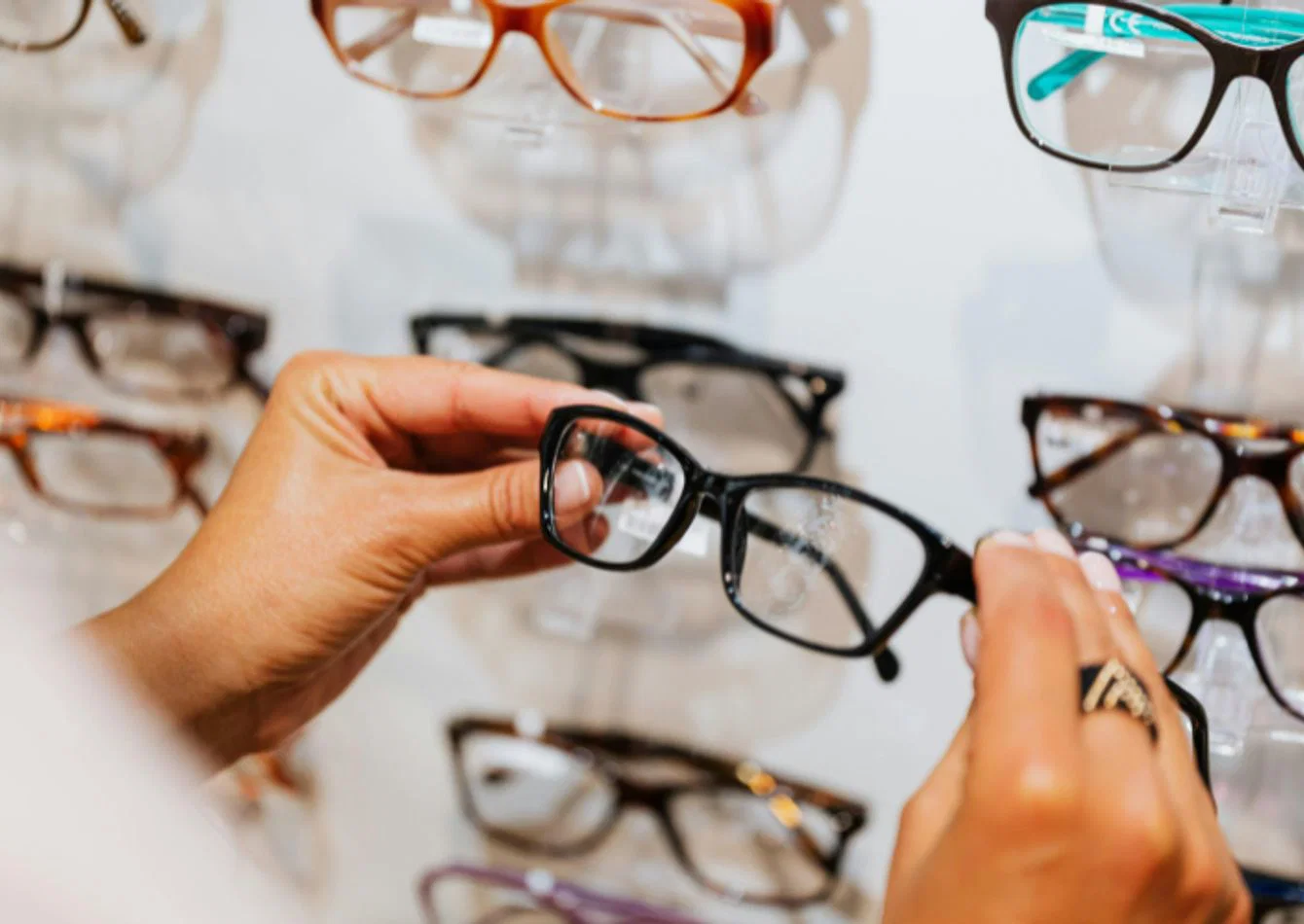 Complete Optical Retail Assets with Loyal Customer Base
