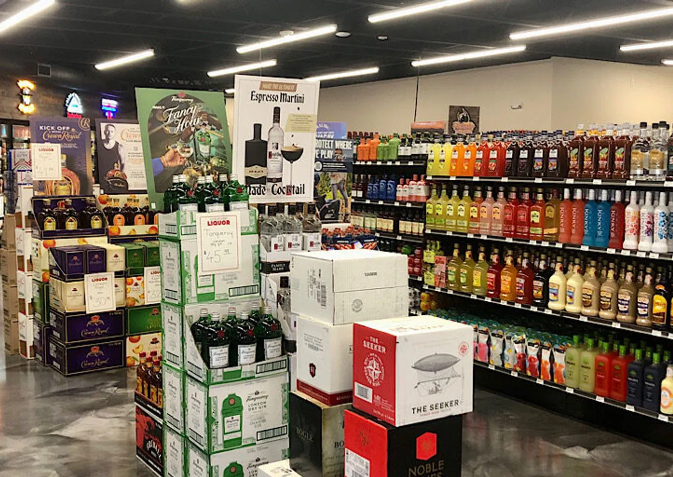 Profitable Liquor Store with High Visibility