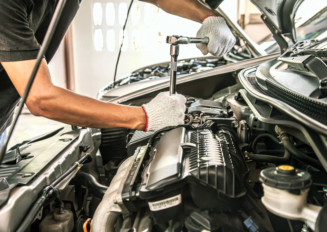 Established Automotive Repair Shop with Prime Location