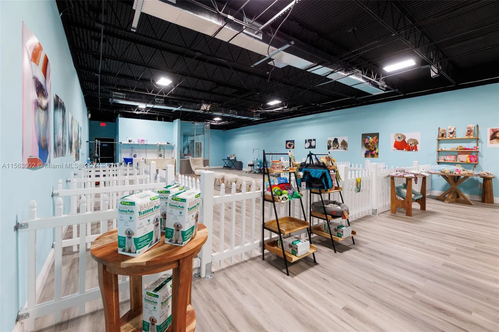 Turnkey Pet Grooming Business with Real Estate Included