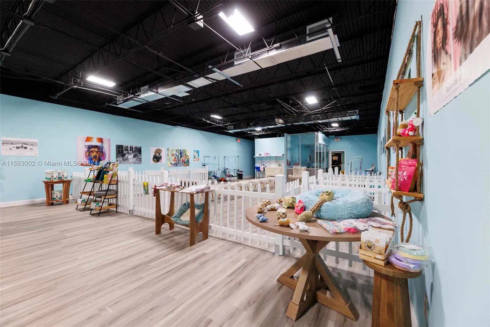 Turnkey Pet Grooming Business with Real Estate Included