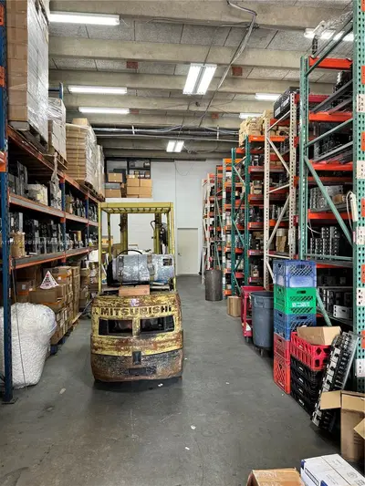 Niche Electrical Parts Retailer with Obsolete System Expertise