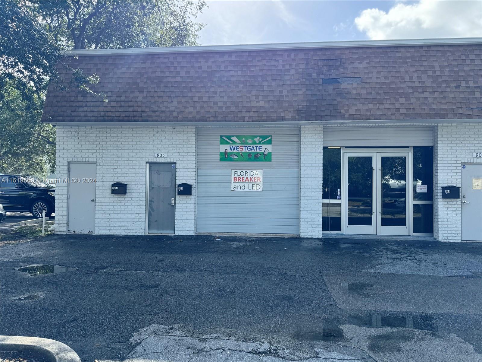 Niche Electrical Parts Retailer with Obsolete System Expertise