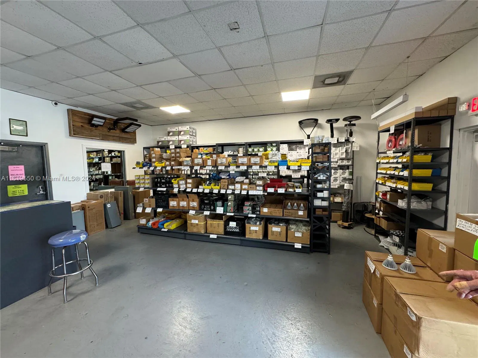 Niche Electrical Parts Retailer with Obsolete System Expertise