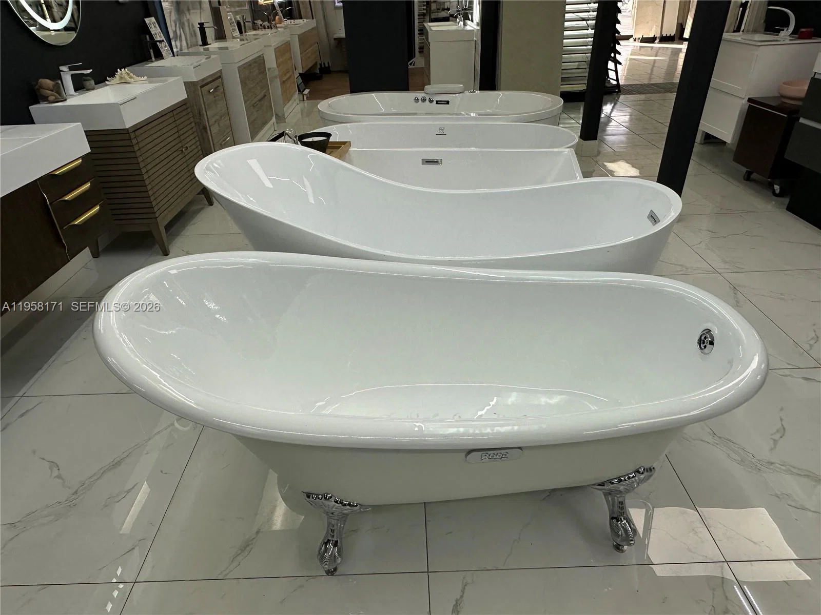 Established Turnkey Business with Long Term Lease