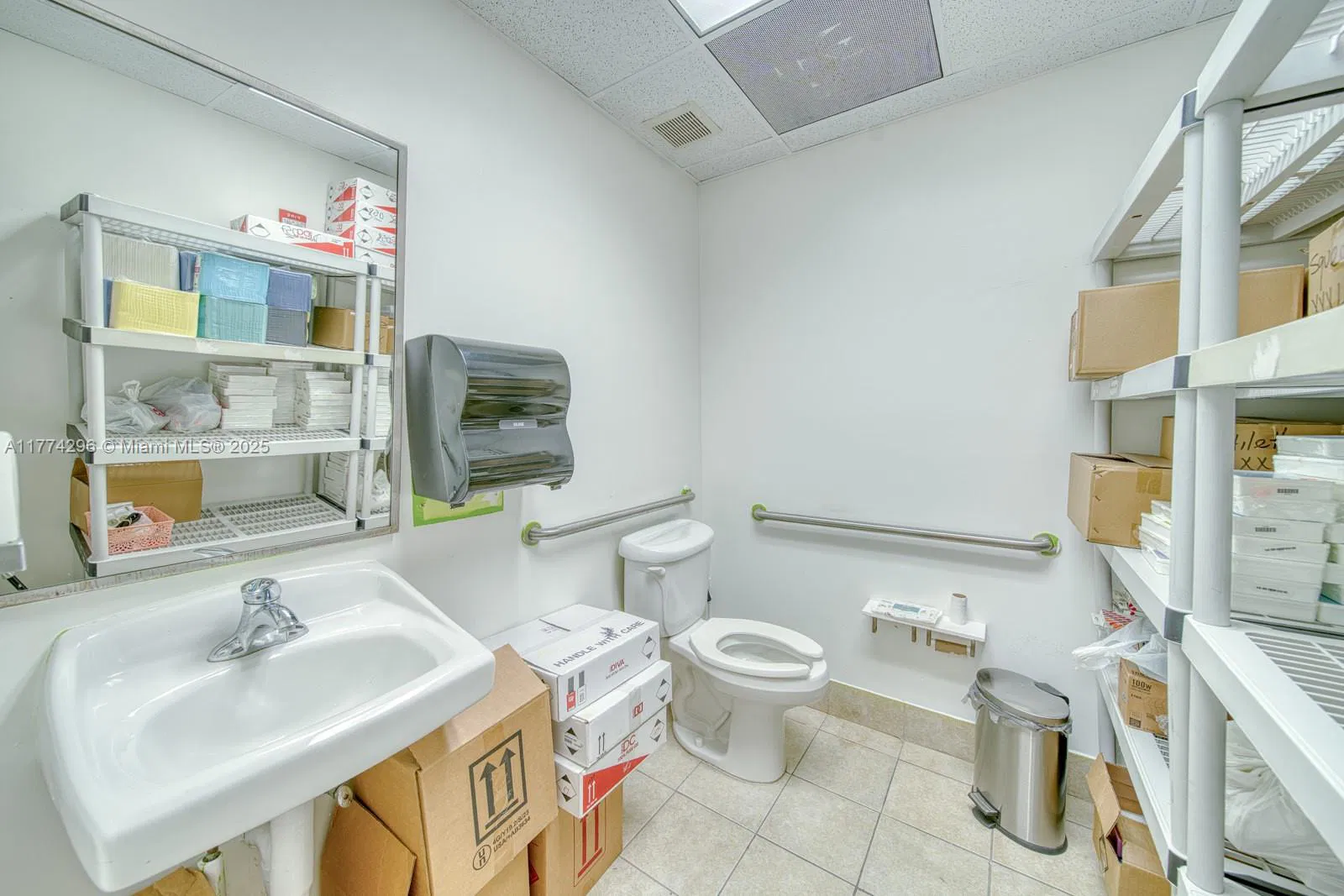 Profitable Nail Supply Business with Loyal Customer Base