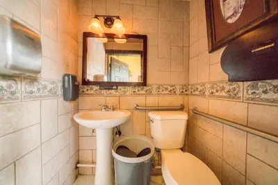 Thriving Bar with Live Entertainment Venue