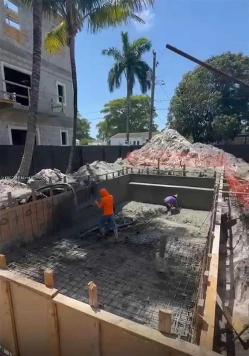 Established Pool Construction Business with Turnkey Operations