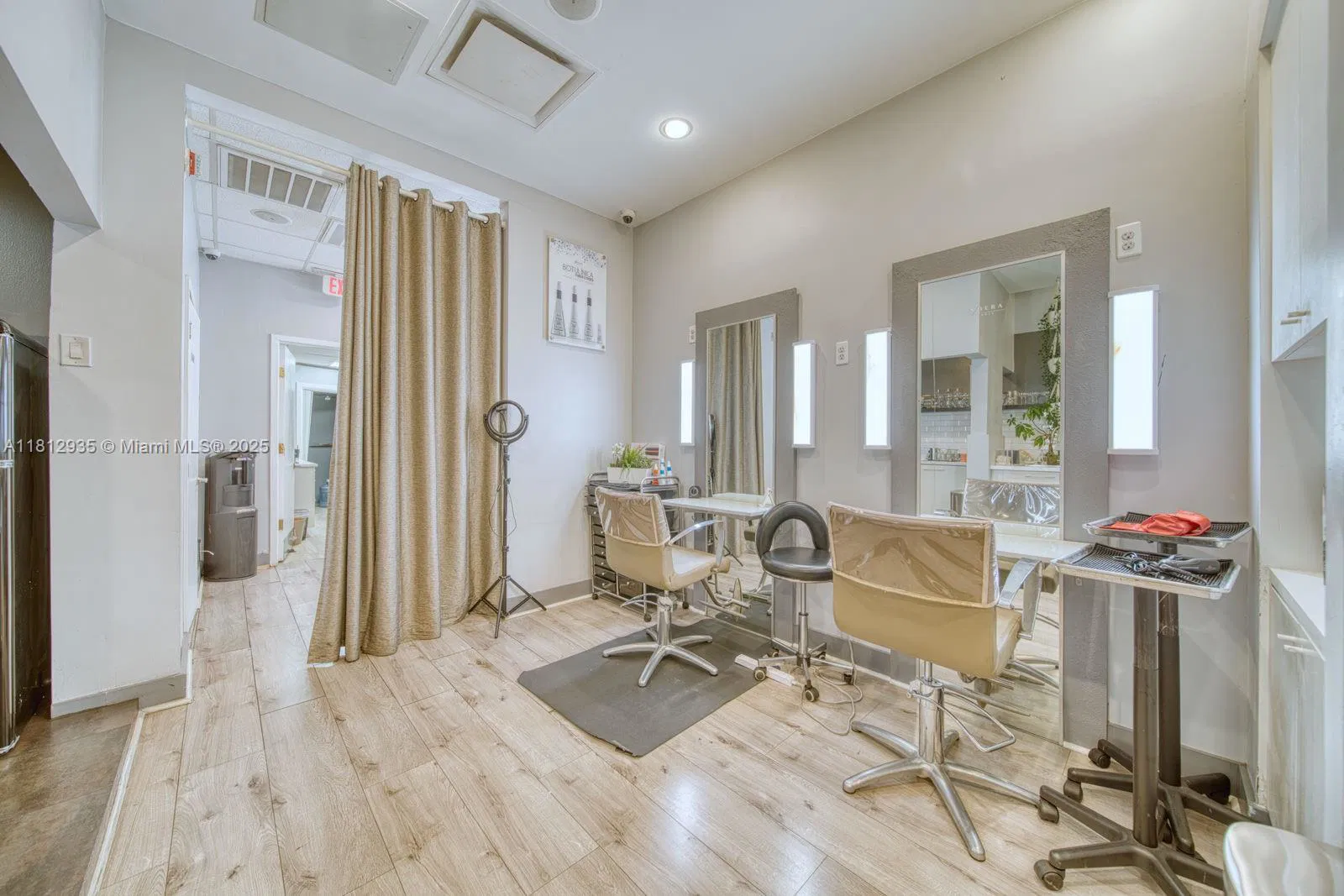 Premier Hair Salon with Turnkey Operations