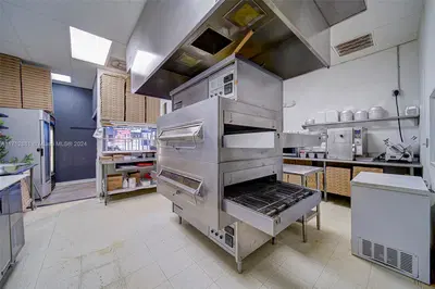 Turnkey Pizzeria with Prime Coastal Location