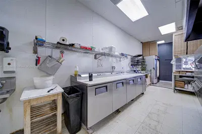 Turnkey Pizzeria with Prime Coastal Location