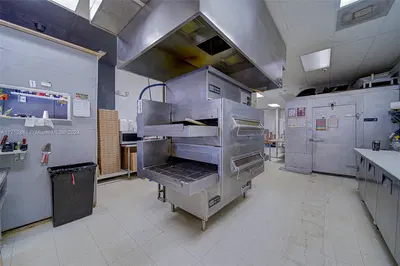 Turnkey Pizzeria with Prime Coastal Location