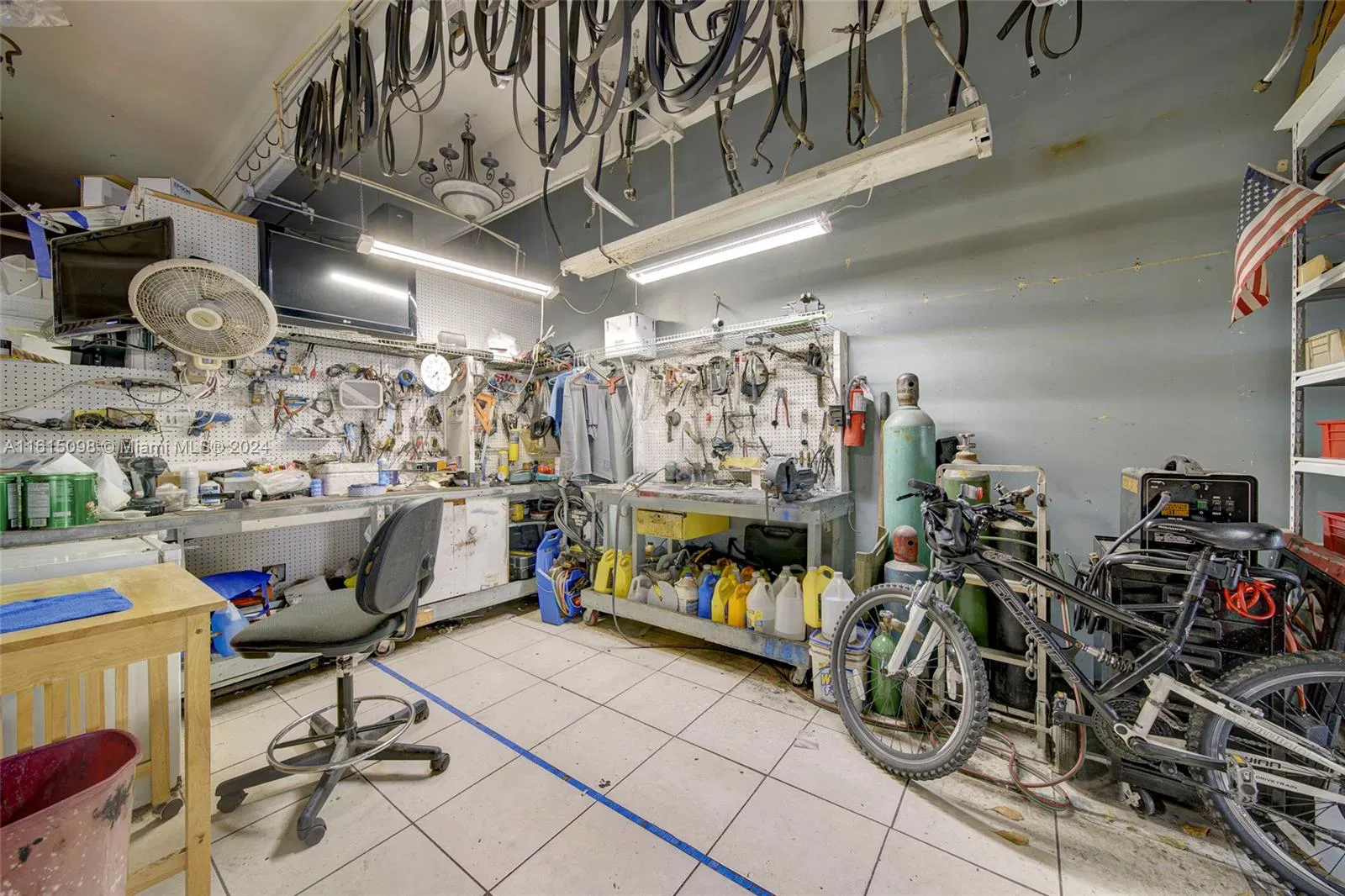 Established Automotive AC Repair with Loyal Customer Base