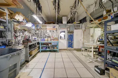 Established Automotive AC Repair with Loyal Customer Base