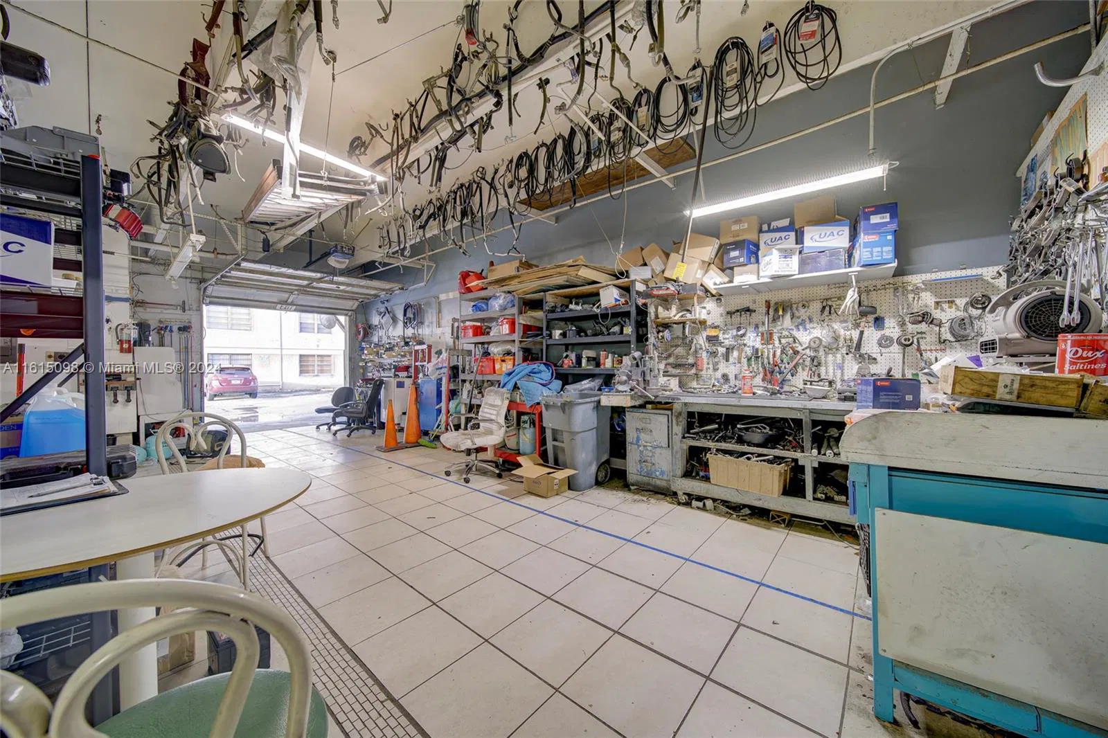 Established Automotive AC Repair with Loyal Customer Base