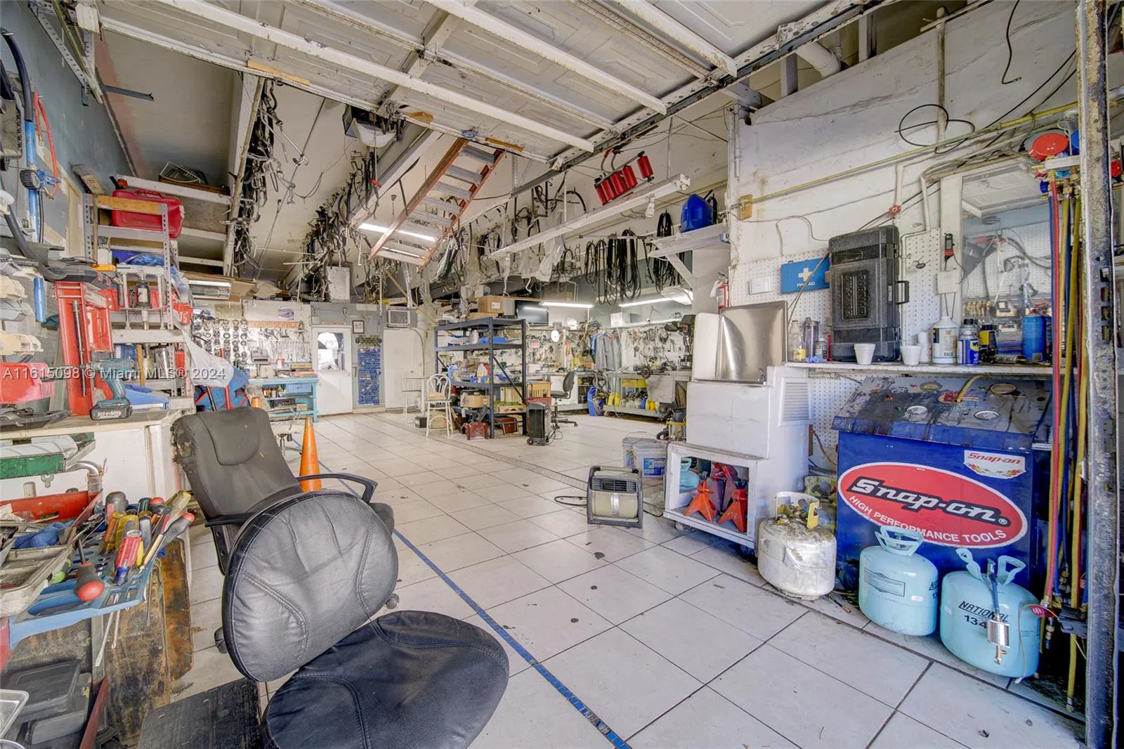 Established Automotive AC Repair with Loyal Customer Base