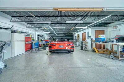 Profitable Auto Repair Shop with Established Insurance Contracts