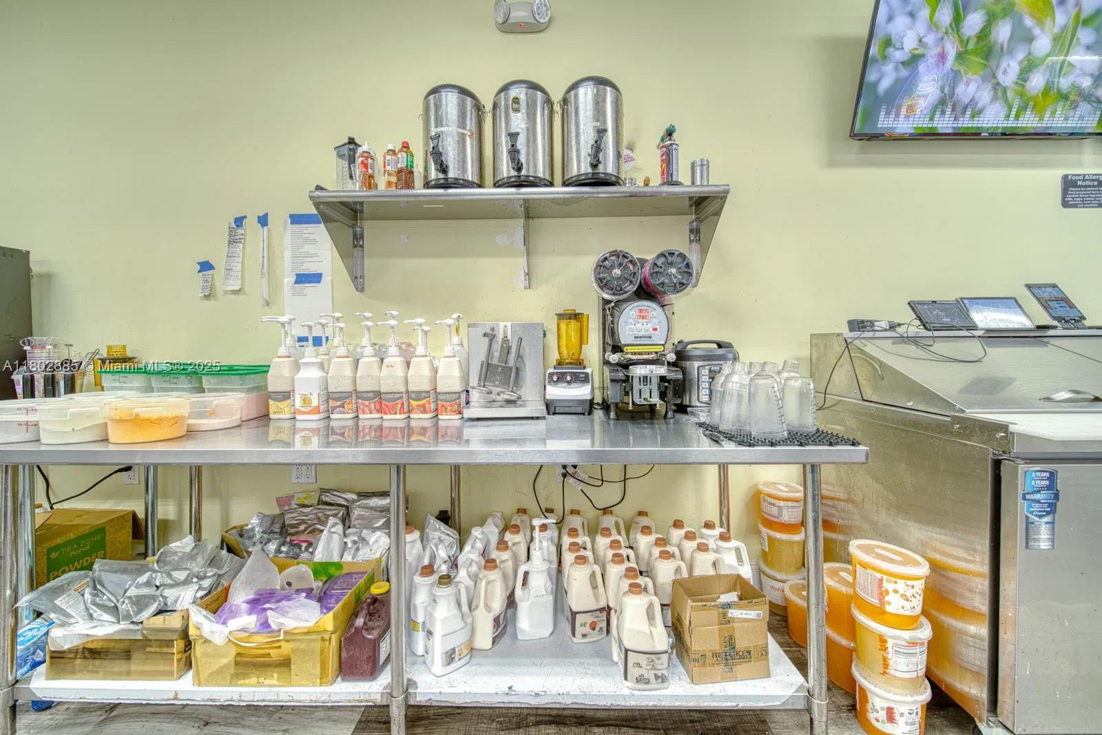 Rising Boba and Aa Brand with Multiple Revenue Streams