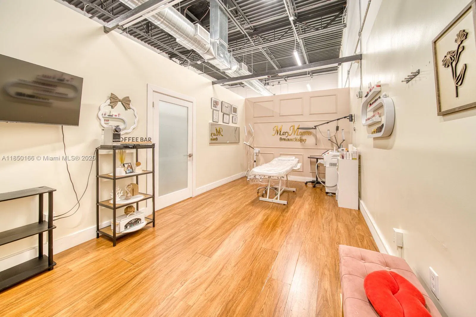 Thriving Beauty Supply Store with Private Rental Suites