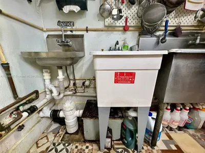 Award Winning Restaurant with Prime Location