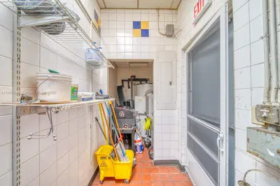 Turnkey Restaurant and Bar with a Large Local Customer Base