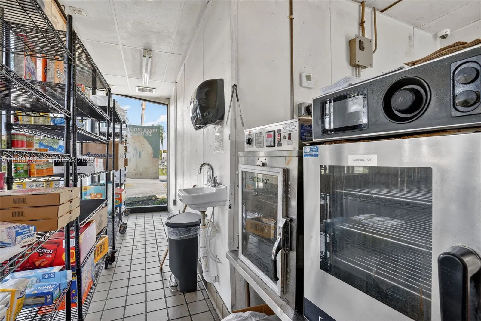 Profitable Convenience Store with a Two Way Drive Thru