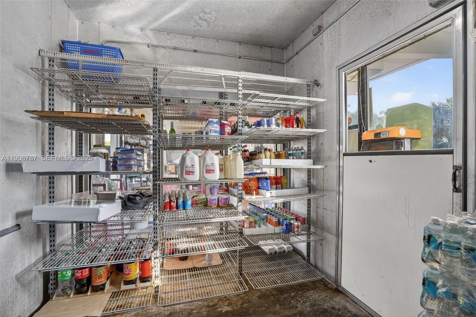 Profitable Convenience Store with a Two Way Drive Thru