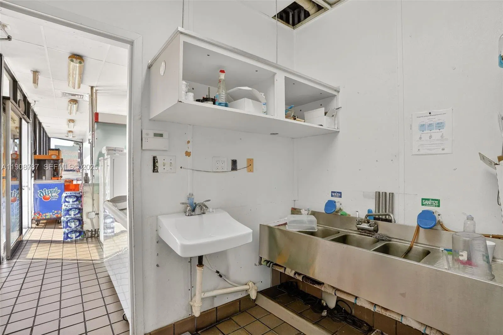 Profitable Convenience Store with a Two Way Drive Thru