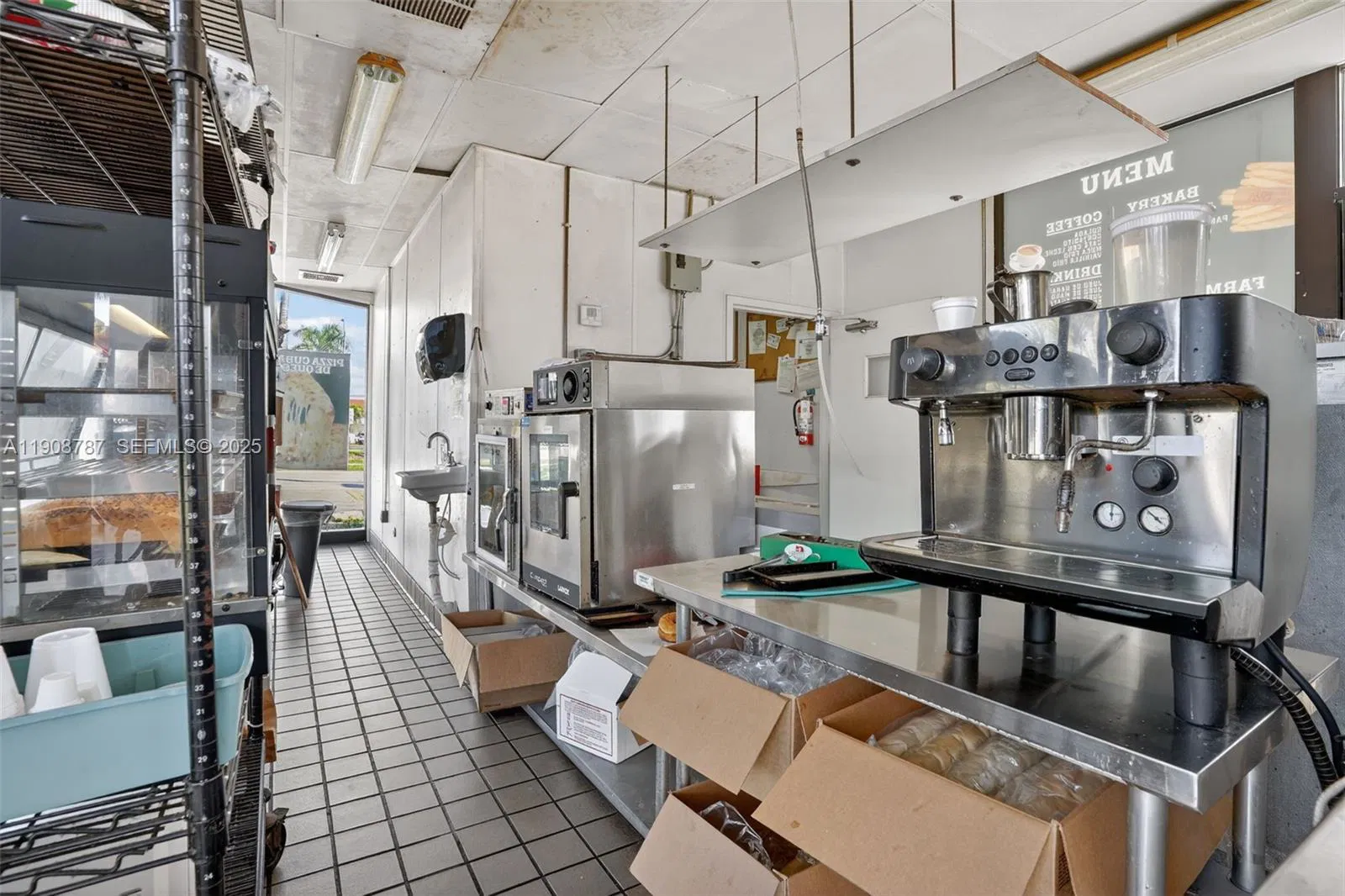 Profitable Convenience Store with a Two Way Drive Thru