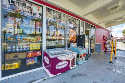 Profitable Convenience Store with a Two Way Drive Thru