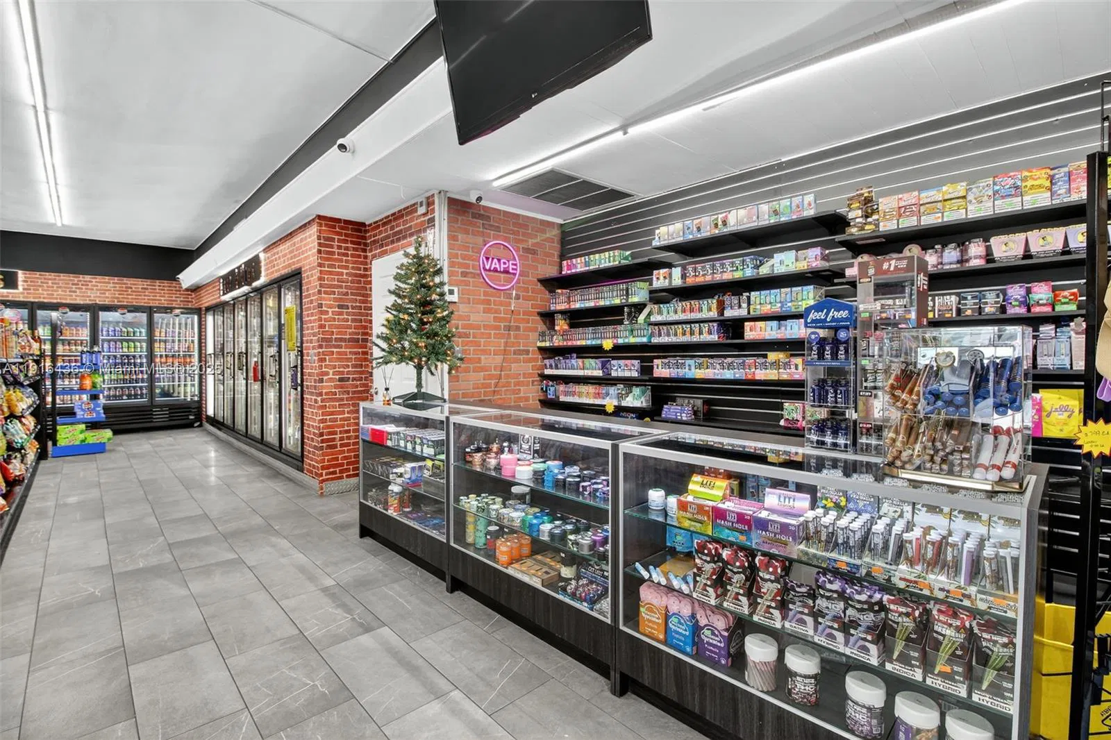 Established Convenience Store with Diverse Product Offerings
