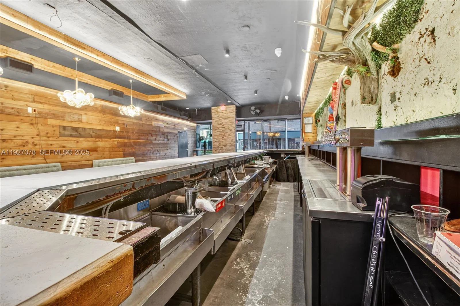 Turnkey Restaurant Space in a High Traffic Location