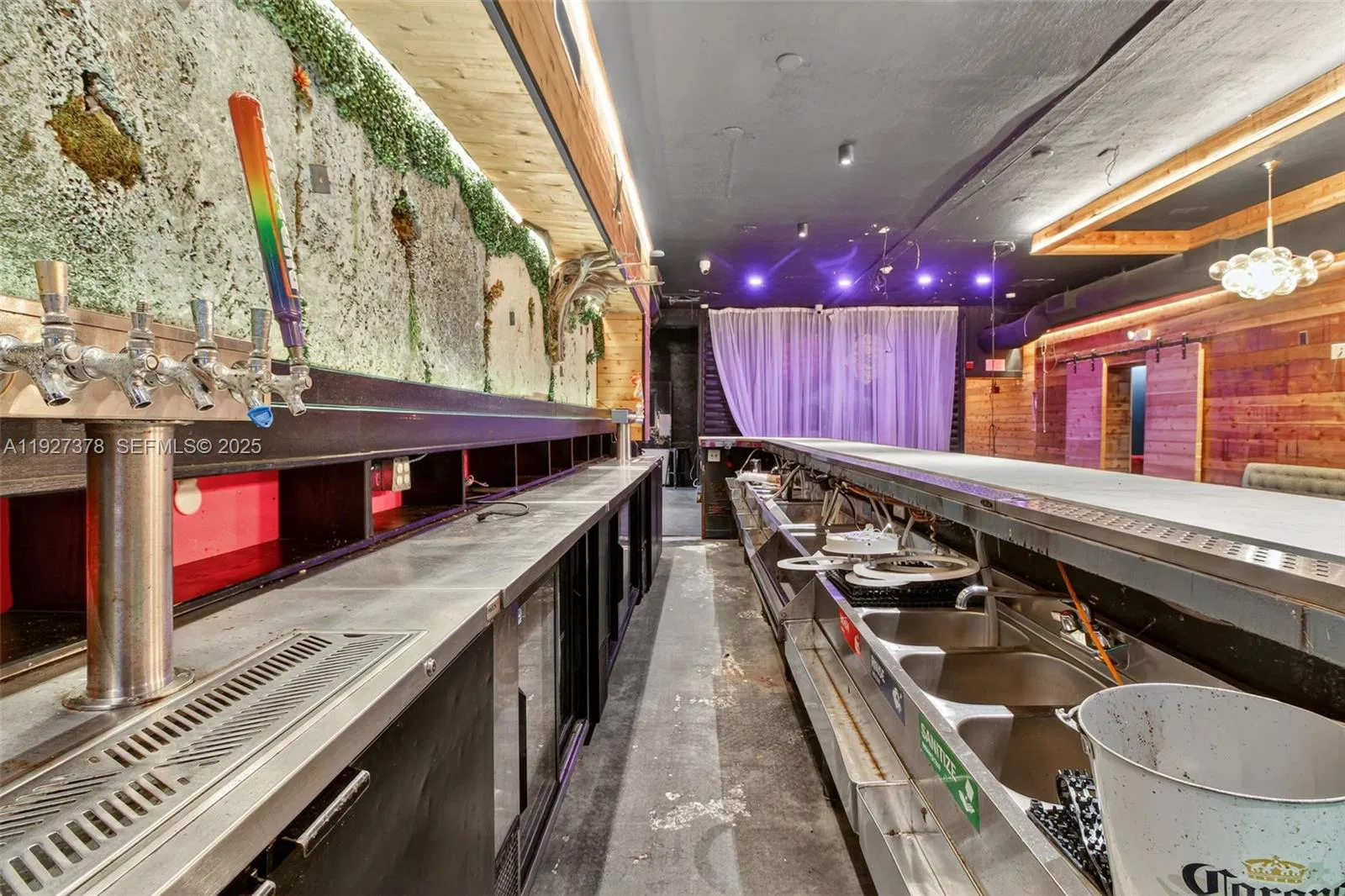 Turnkey Restaurant Space in a High Traffic Location