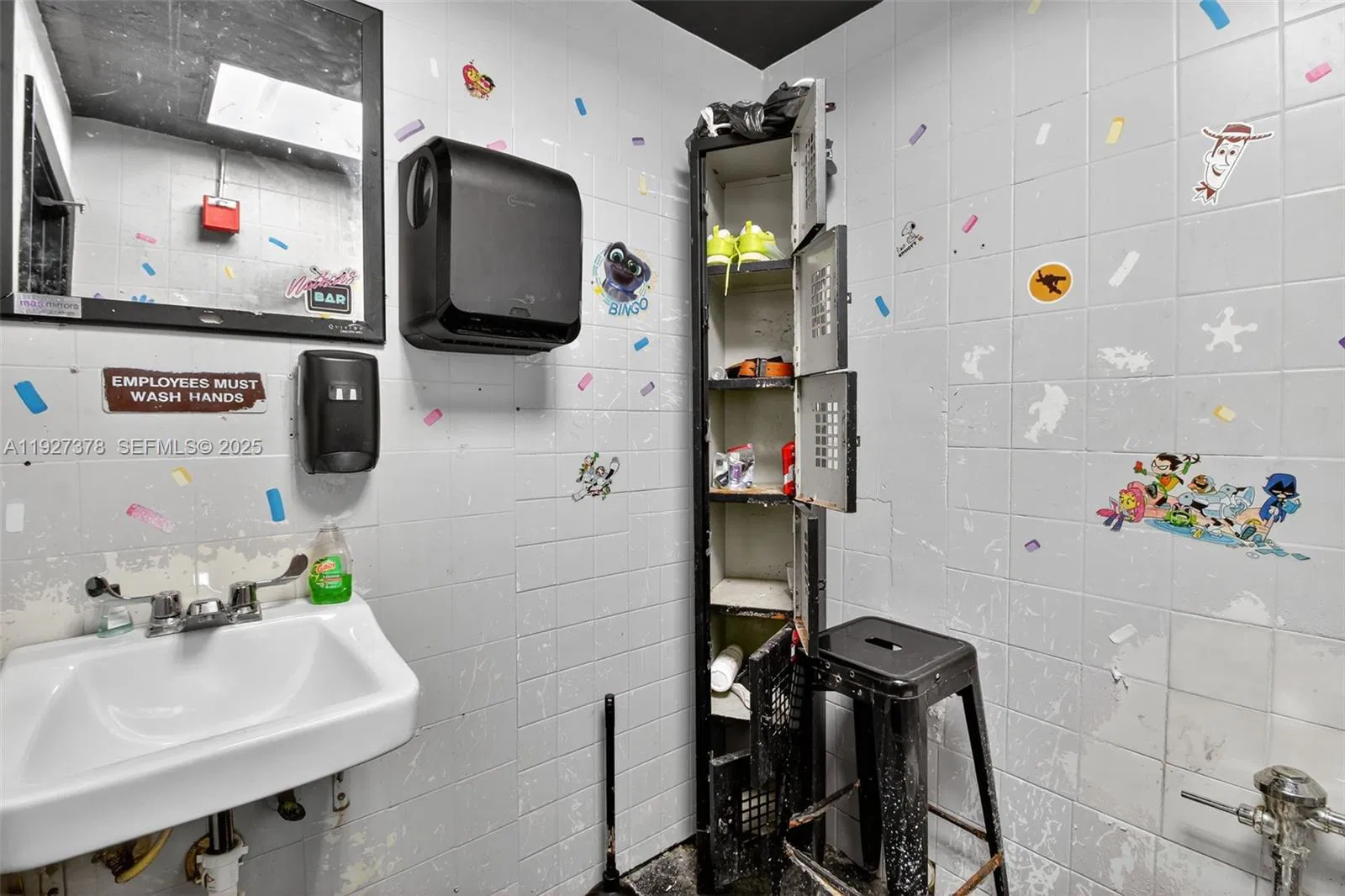 Turnkey Restaurant Space in a High Traffic Location