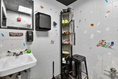 Turnkey Restaurant Space in a High Traffic Location